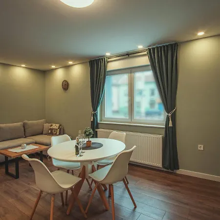 Apartmani Infinity Osijek Exterior photo