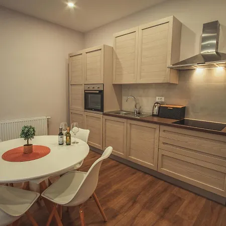 Apartmani Infinity Osijek Exterior photo