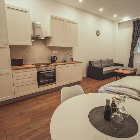 Apartmani Infinity Osijek Exterior photo