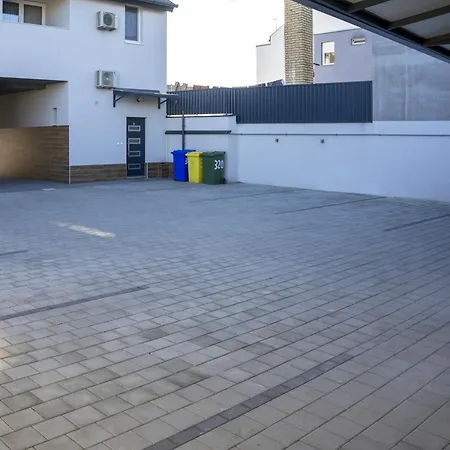 Apartmani Infinity Osijek Exterior photo
