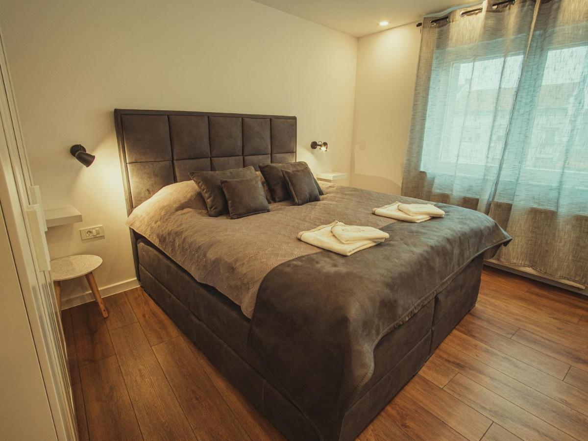 Infinity Apartment *