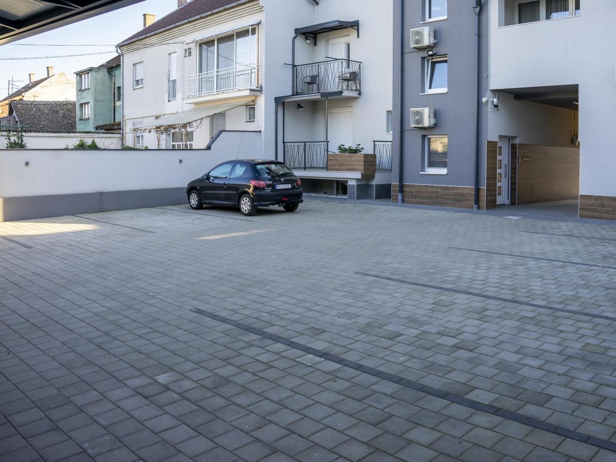 Apartment Infinity *